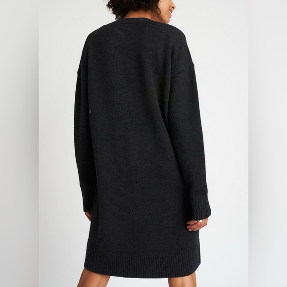 Kit & Ace Women's Chunky Merino Sweater Dress in Black - Picture 10 of 12